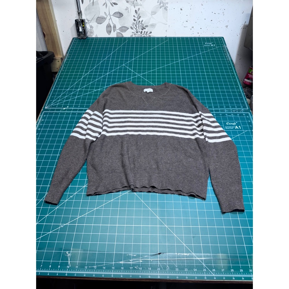 Thread & Supply Womens Grey White Striped Crewneck Knit Sweater Size Small 3M11